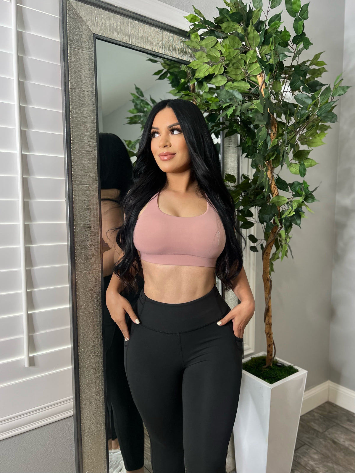 ICONIC TWIST SPORTS BRA (6 Colors Available)