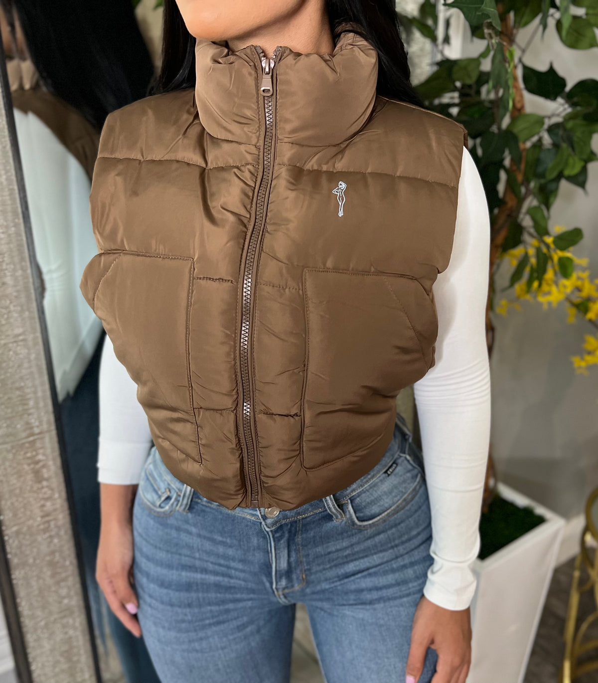 LILY BUTTER PUFFER VEST (CHOCOLATE)