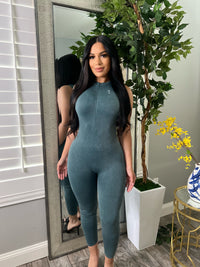 HAILEY JUMPSUIT (EMERALD)