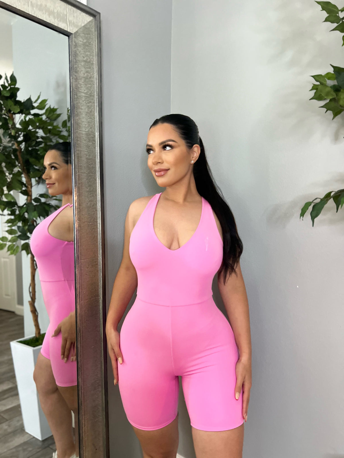 ARITIZIA ROMPER (PINK)