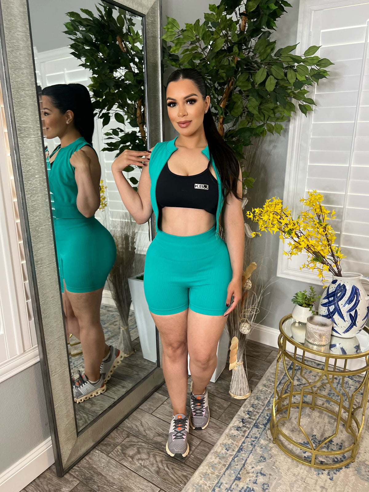 AURA SLEEVELESS BIKER SET (EMERALD GREEN)