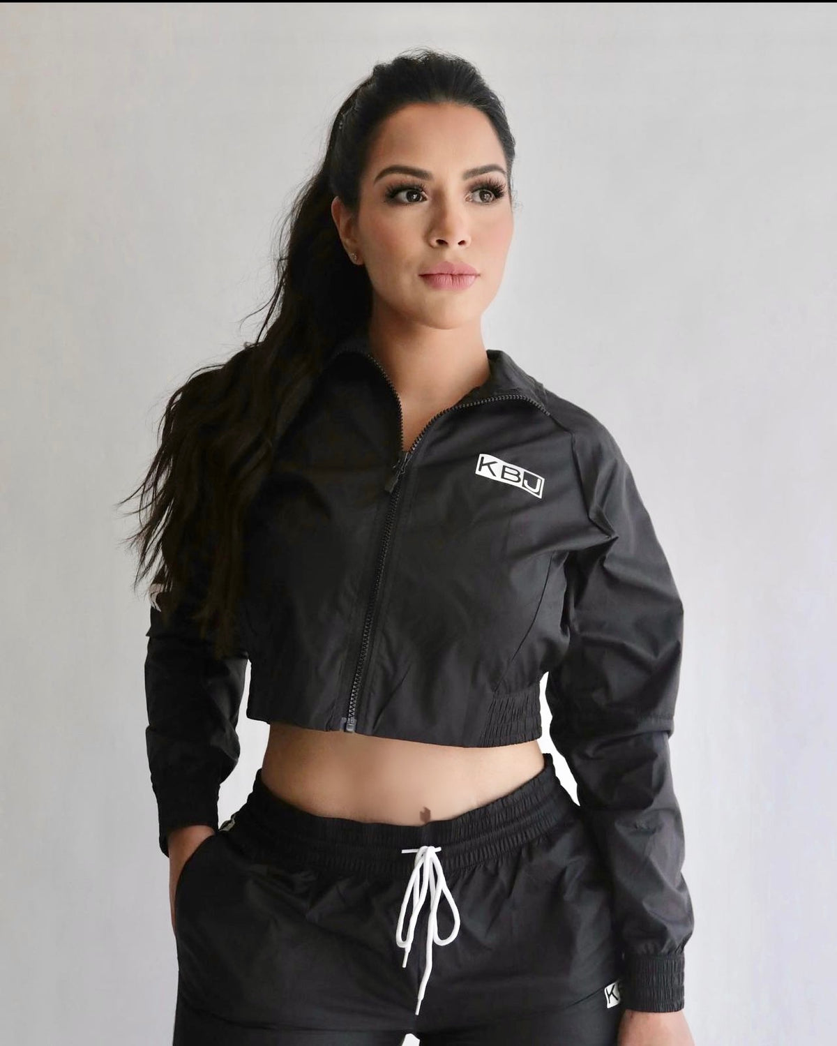 SASHA WINDBREAKER (BLACK)